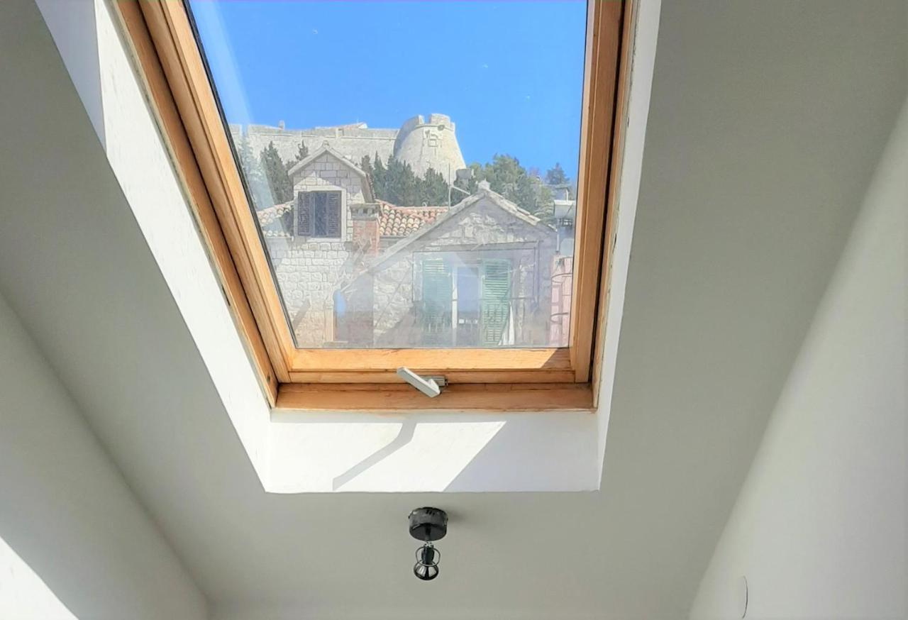 Rooms And Apartments Villa Town Gate Hvar ฮวาร์ ภายนอก รูปภาพ