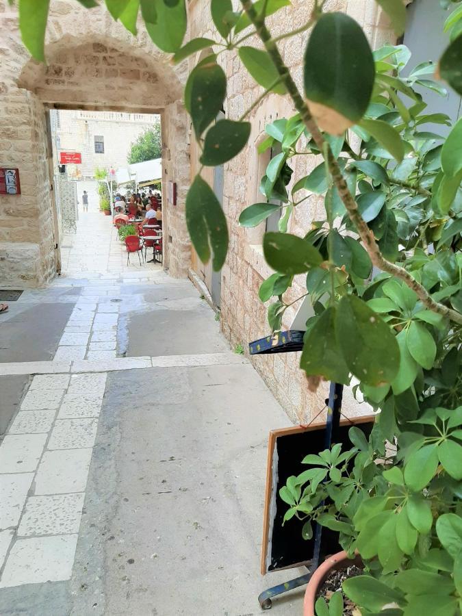 Rooms And Apartments Villa Town Gate Hvar ฮวาร์ ภายนอก รูปภาพ