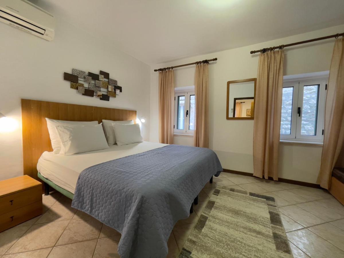 Rooms And Apartments Villa Town Gate Hvar ฮวาร์ ภายนอก รูปภาพ